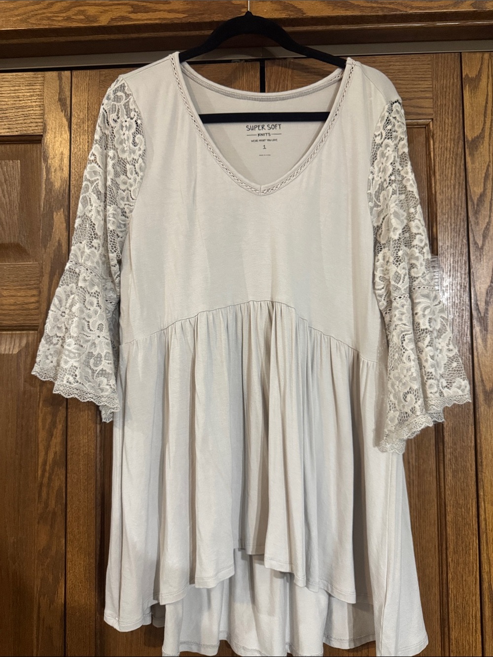 torrid Cream Lace Bell-Sleeve Tunic
